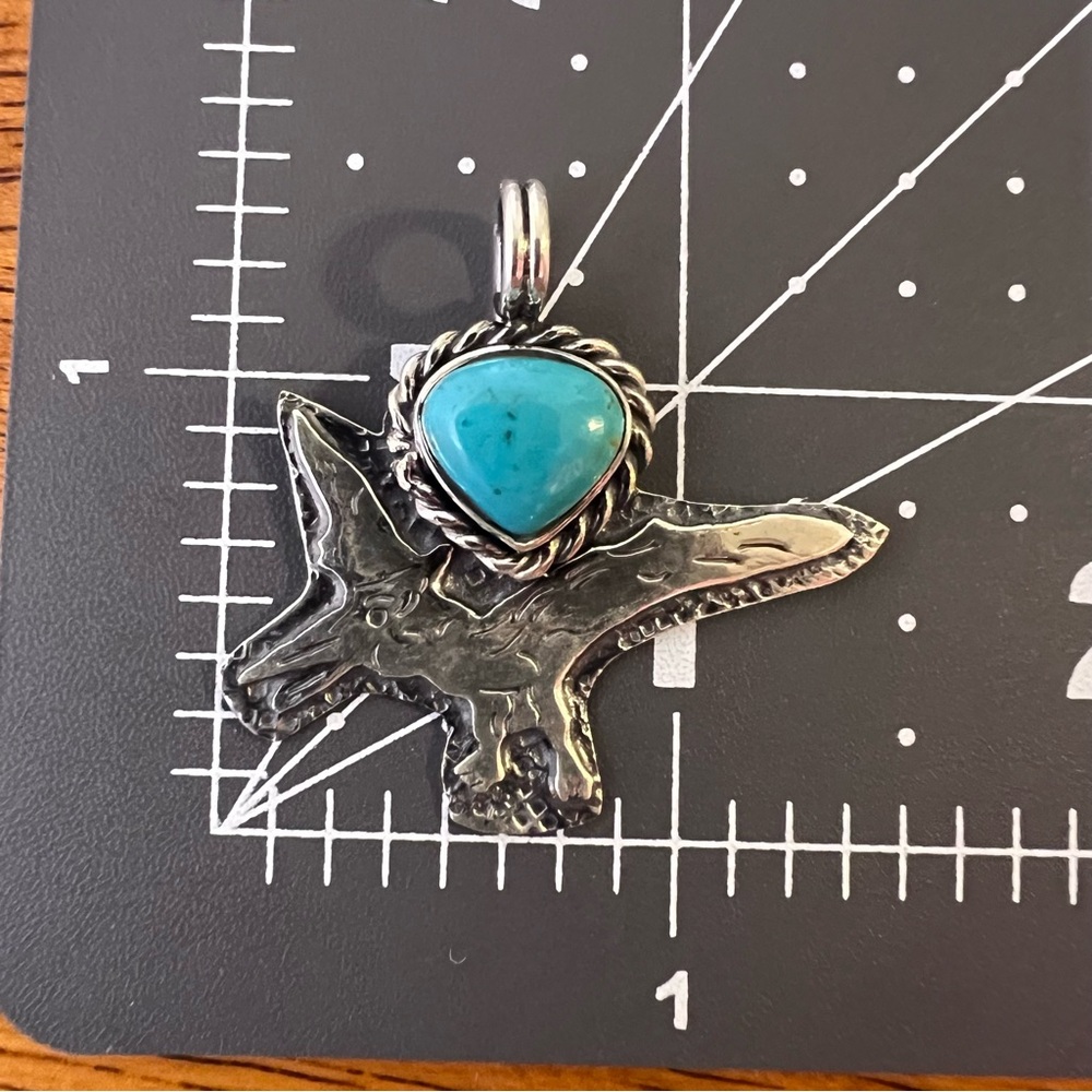925 Sterling Silver Turquoise Dinosaur Pendant | Southwestern - Picture 11 of 13